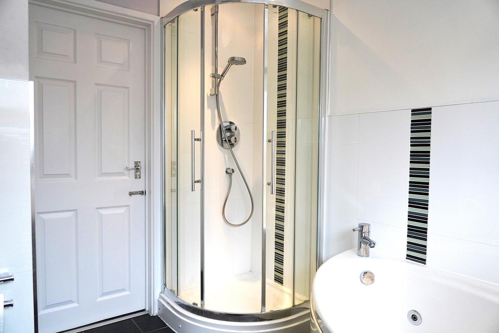 Sleeps 10, Free Parking, Close To Science Park, King Size Bed Milton  Екстериор снимка