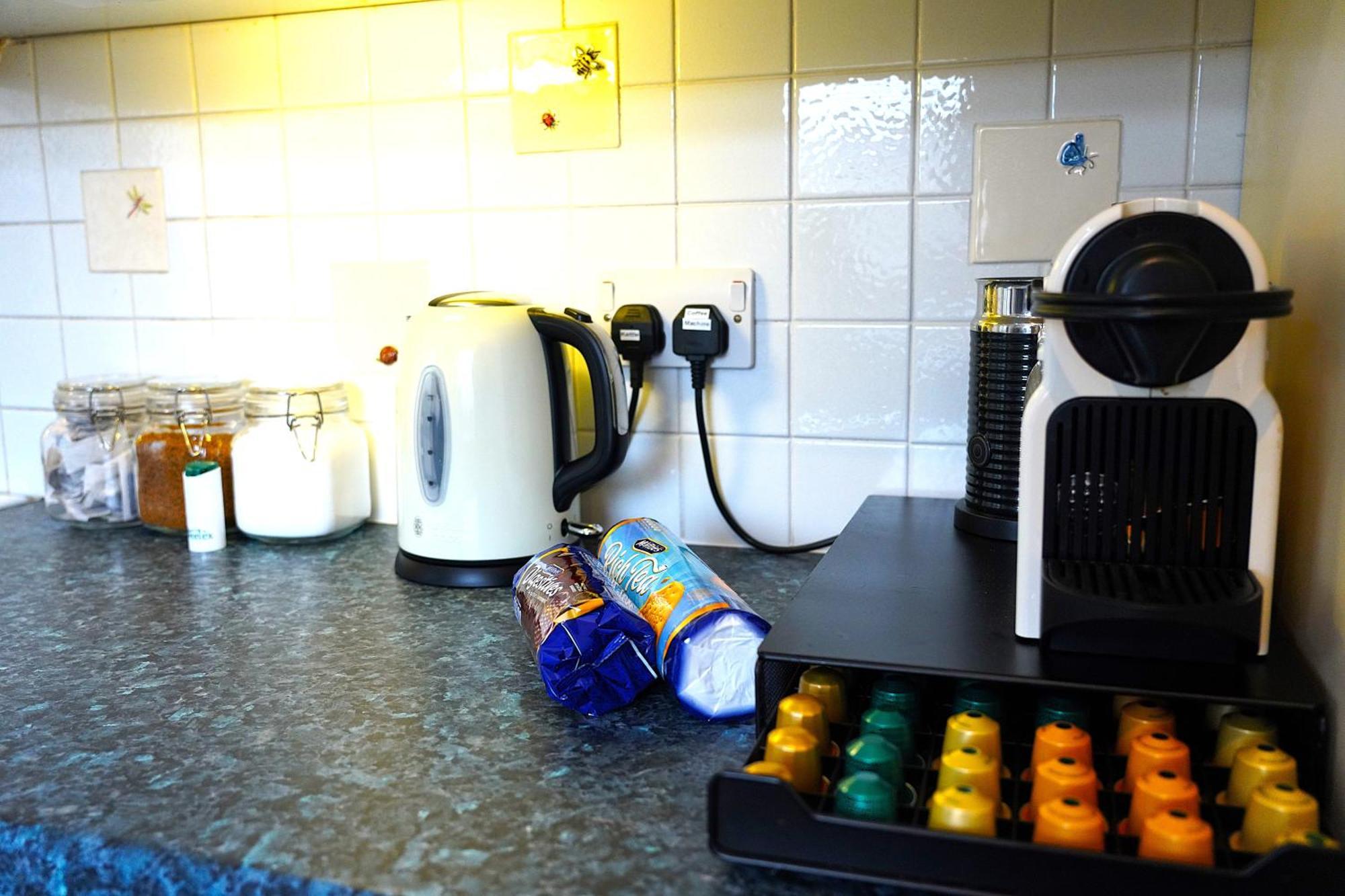 Sleeps 10, Free Parking, Close To Science Park, King Size Bed Milton  Екстериор снимка